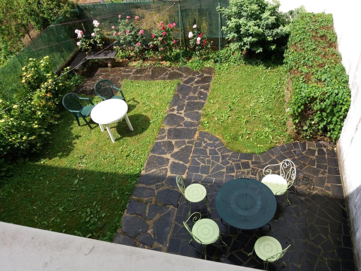 Gite "Les Hortensias" Au Coeur De Lacaune Luaran gambar
